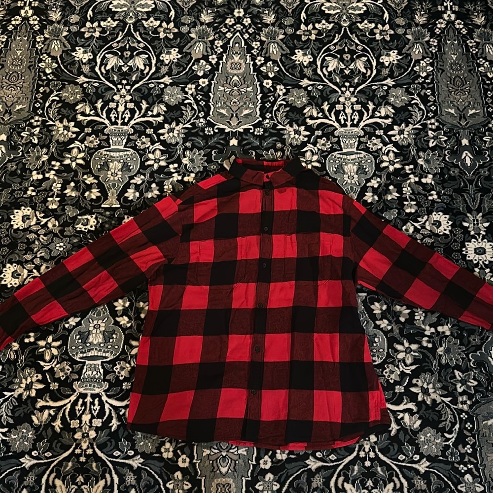 NWOT Soft Red & Black Plaid H&M Men’s Cotton Flannel